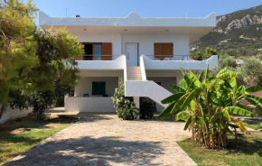 Studio in Villa in Kalloni direkt am Meer